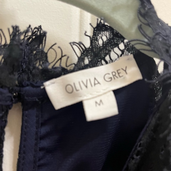Olivia Grey Navy Black Lace Keyhole Back Blouse - Picture 3 of 3